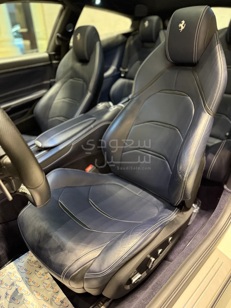 2017 فيراري جي تي سي 4 لوسو