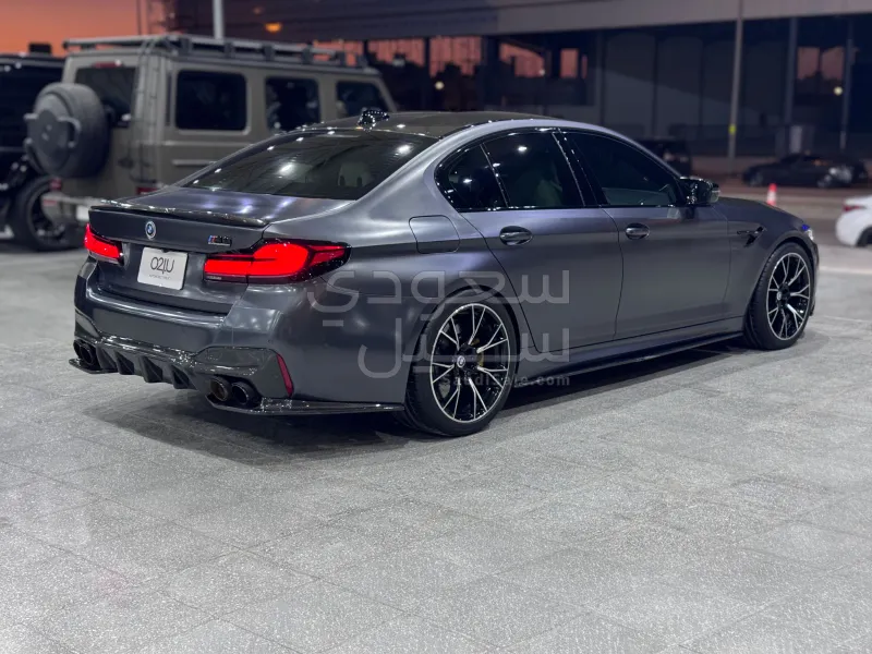 2019 بي ام دبليو الفئة ام إم 5 كومبيتيشن