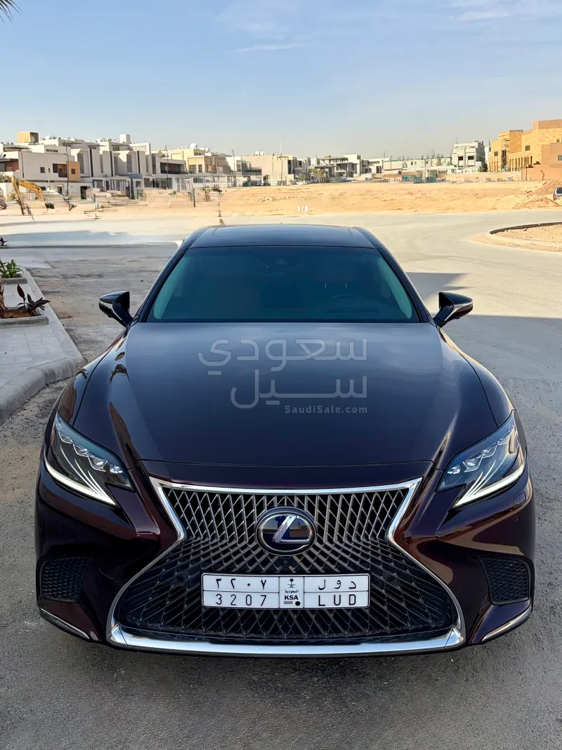 2018 لكزس إل إس 500إتش