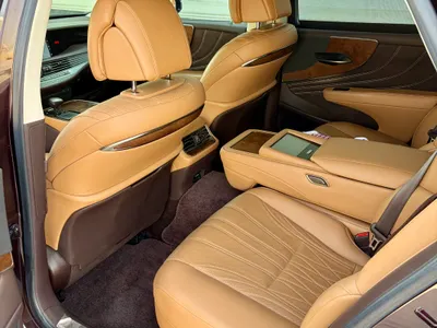 2018 لكزس إل إس 500إتش