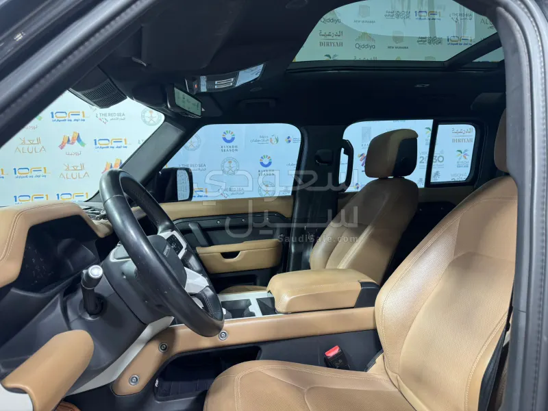 2025 Land Rover Defender X dynamic