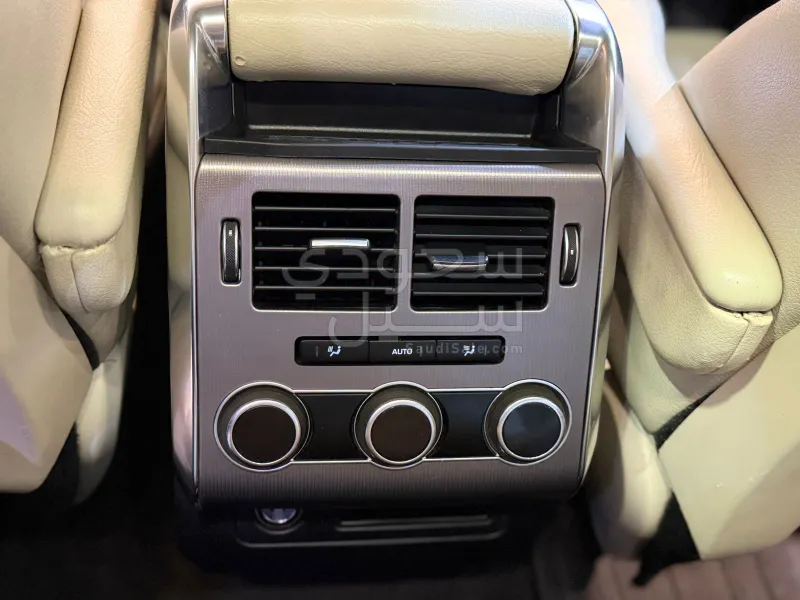 2014 لاند روفر رينج روفر سبورت اتش اس اي