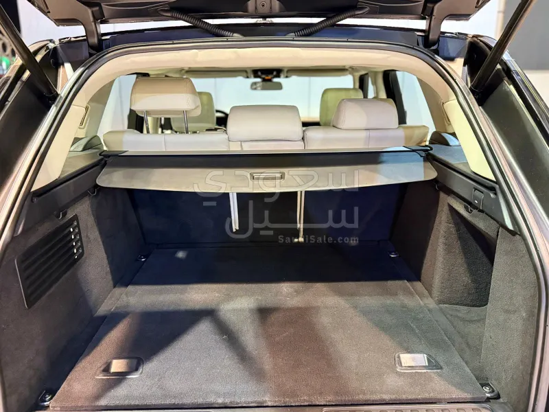 2014 لاند روفر رينج روفر سبورت اتش اس اي