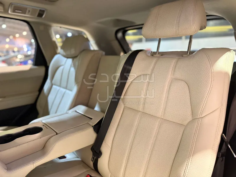 2014 لاند روفر رينج روفر سبورت اتش اس اي