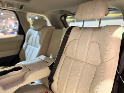 2014 لاند روفر رينج روفر سبورت اتش اس اي