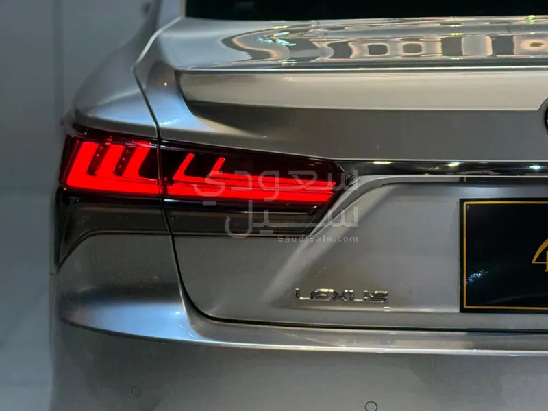2023 لكزس إل إس 500إتش