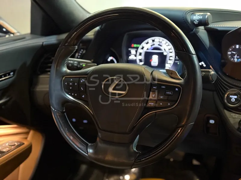 2023 لكزس إل إس 500إتش