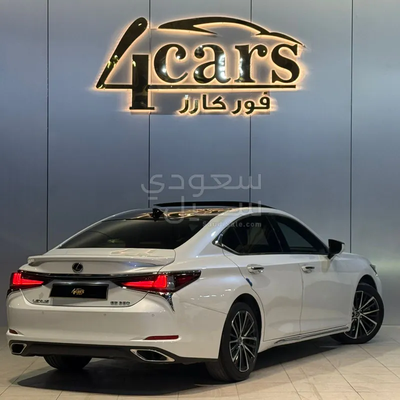 2023 Lexus ES 350