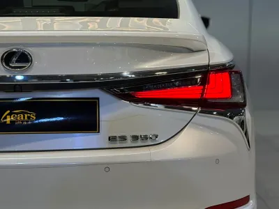 2023 Lexus ES 350