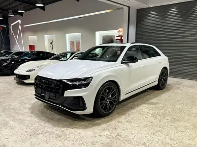 2021 Audi Q8 S Line