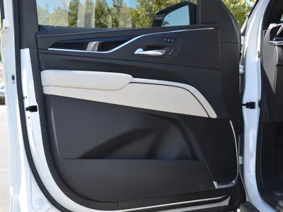 2024 كاديلاك اسكاليد سبورت