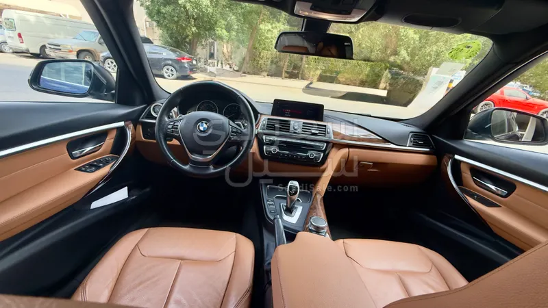 2018 BMW 3 Series 320i