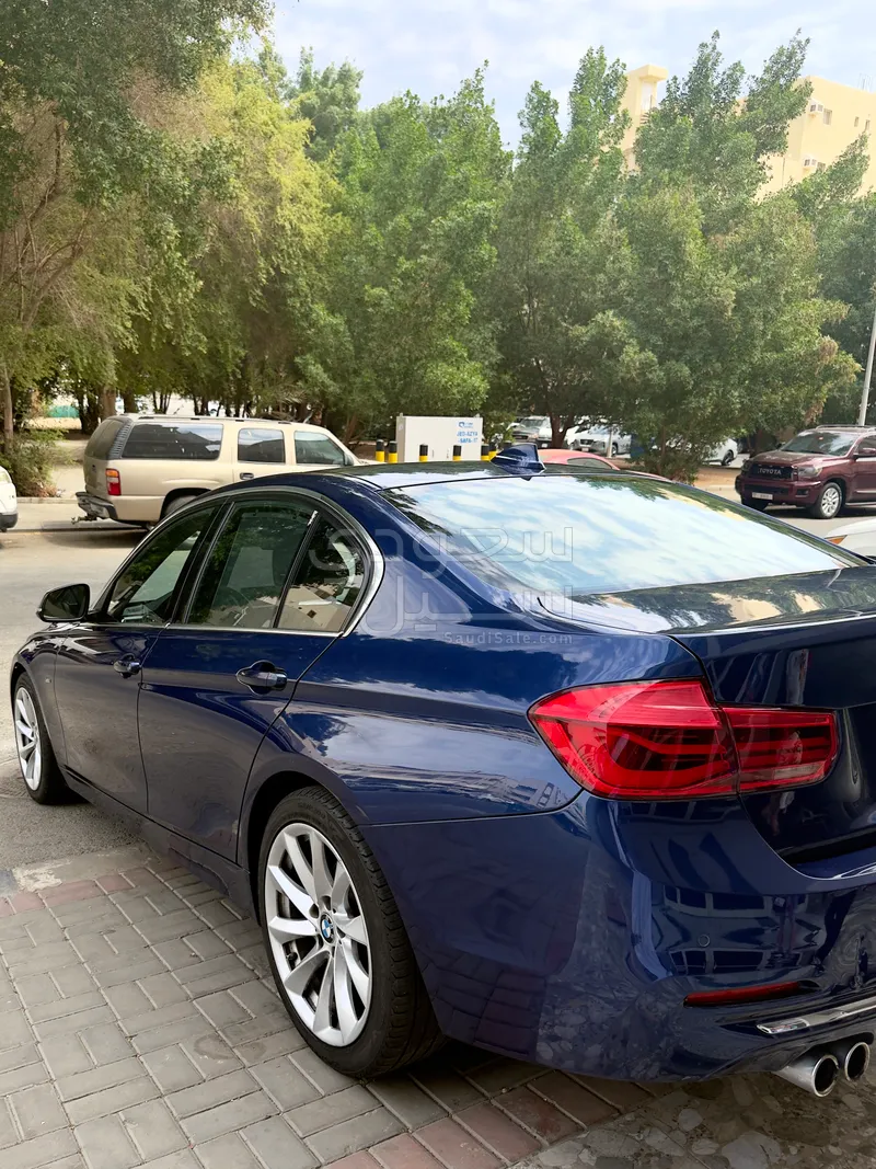 2018 BMW 3 Series 320i