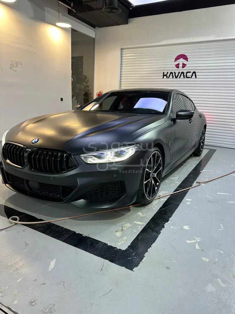 2020 بي ام دبليو الفئة الثامنة 840 أي إم
