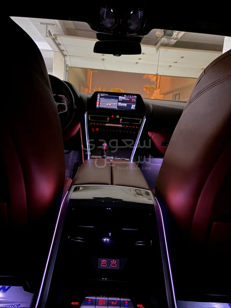 2020 بي ام دبليو الفئة الثامنة 840 أي إم