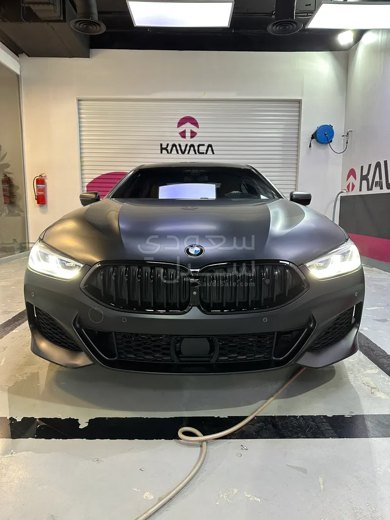 2020 بي ام دبليو الفئة الثامنة 840 أي إم