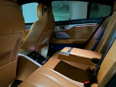 2020 بي ام دبليو الفئة الثامنة 840 أي إم