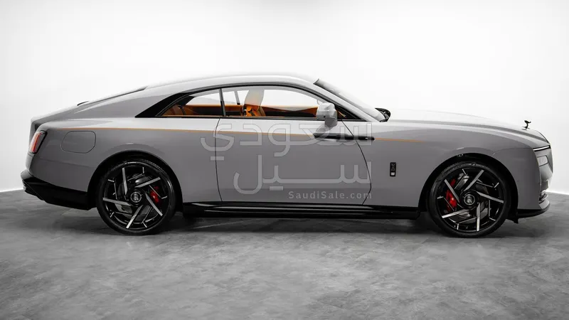 2026 رولز رويس سبيكتر بلاك بادج