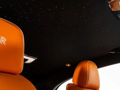 2026 رولز رويس سبيكتر بلاك بادج