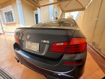 2015 بي ام دبليو الفئة ام إم 5