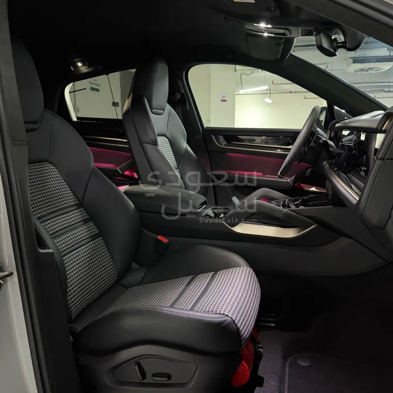 2025 بورش كايين جي تي اس