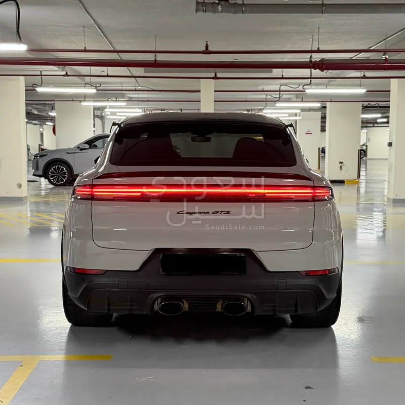 2025 بورش كايين جي تي اس