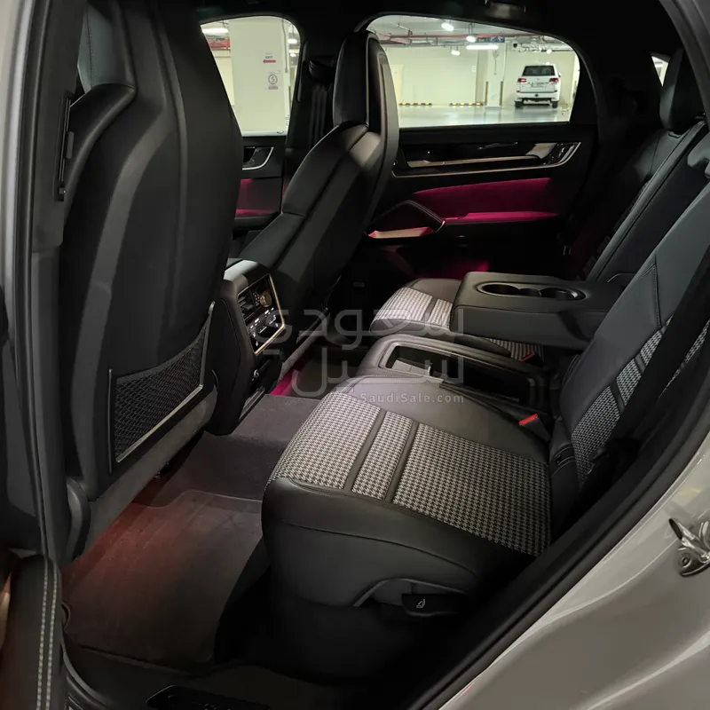 2025 بورش كايين جي تي اس