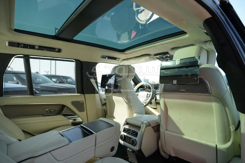 2025 لاند روفر رينج روفر اوتوبيوغرافي