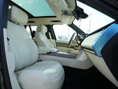 2025 لاند روفر رينج روفر اوتوبيوغرافي