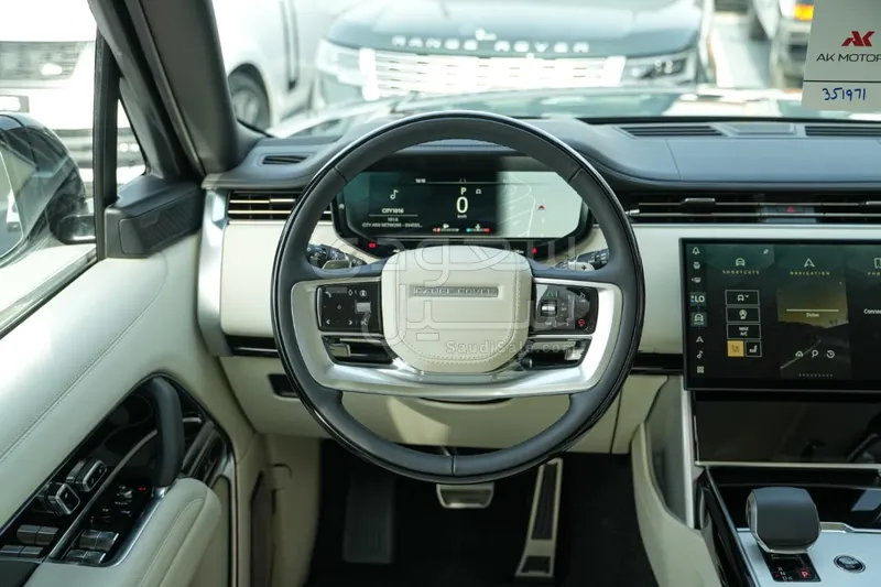 2026 لاند روفر رينج روفر اوتوبيوغرافي