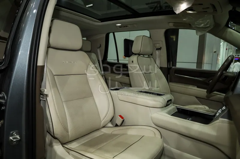 2022 جي ام سي يوكون دينالي