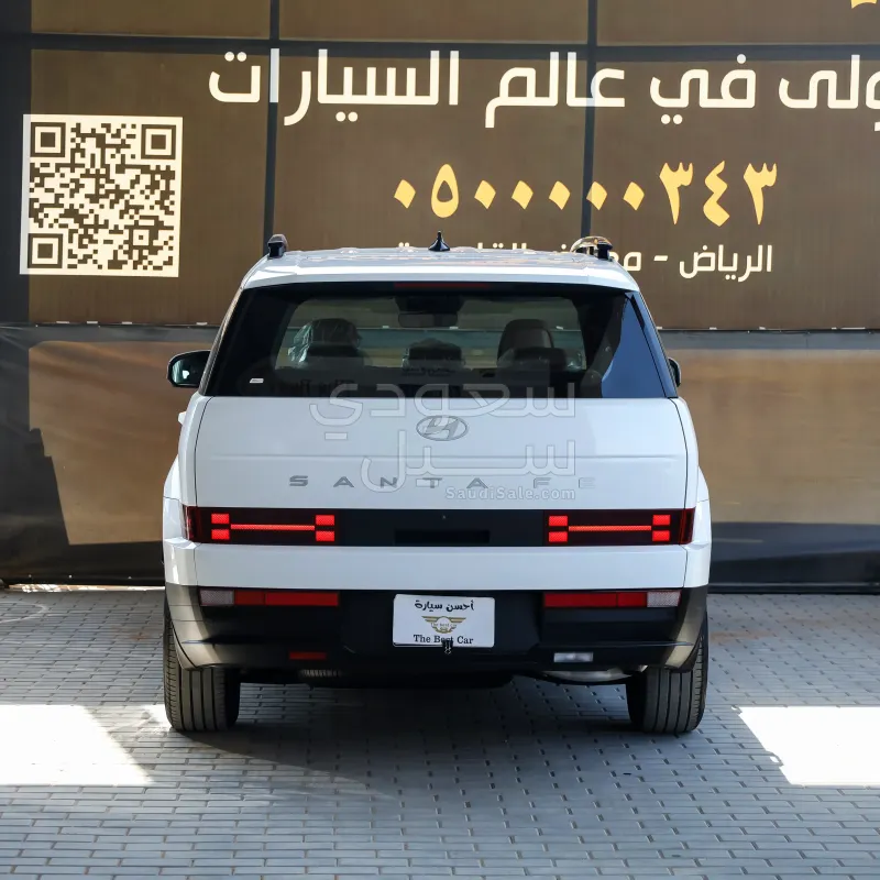 2024 هيونداي سانتا في