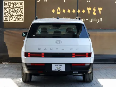 2024 هيونداي سانتا في
