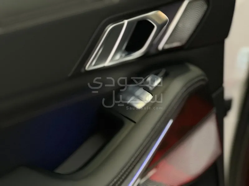 2023 بي ام دبليو الفئة اكس 7 إم كت