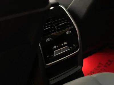 2023 بي ام دبليو الفئة اكس 7 إم كت