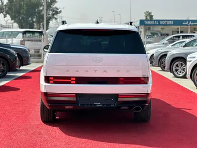2024 هيونداي سانتا في جراند