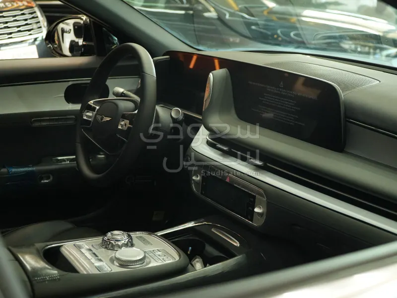 2023 جينيسيس جي 90