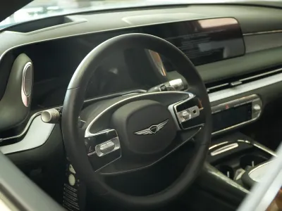 2023 جينيسيس جي 90