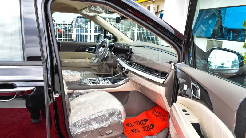 2024 كيا كارنفال