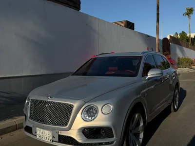 2017 بنتلي بنتايجا الاصدار الاول