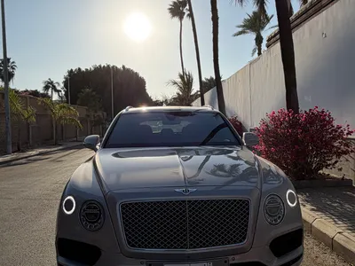 2017 بنتلي بنتايجا الاصدار الاول