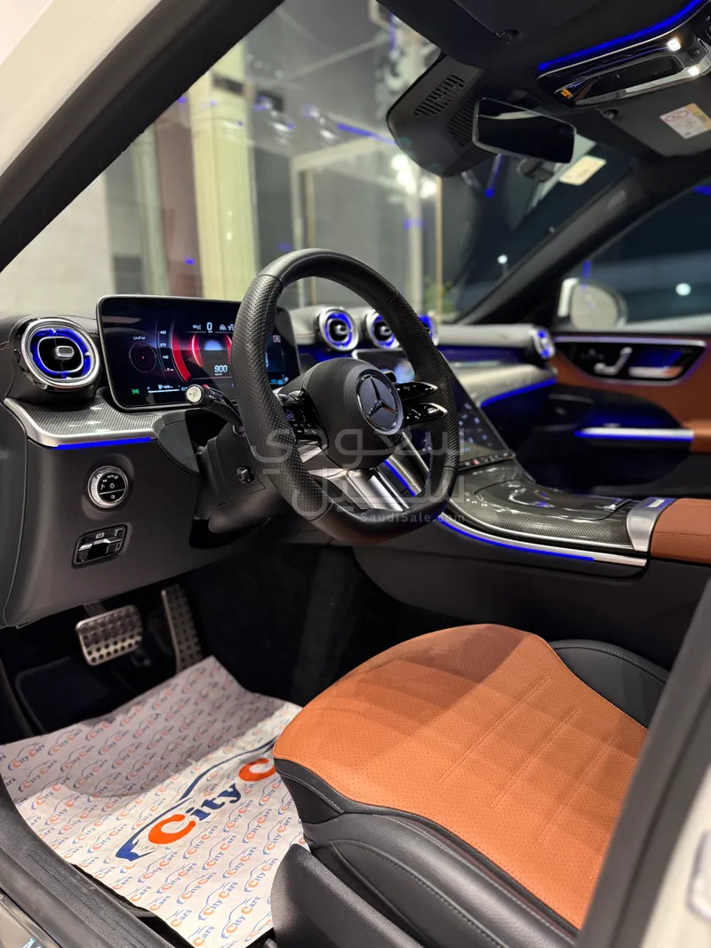 2023 مرسيدس - بنز سي 300