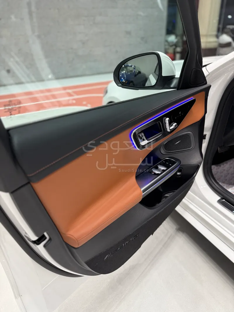 2023 مرسيدس - بنز سي 300