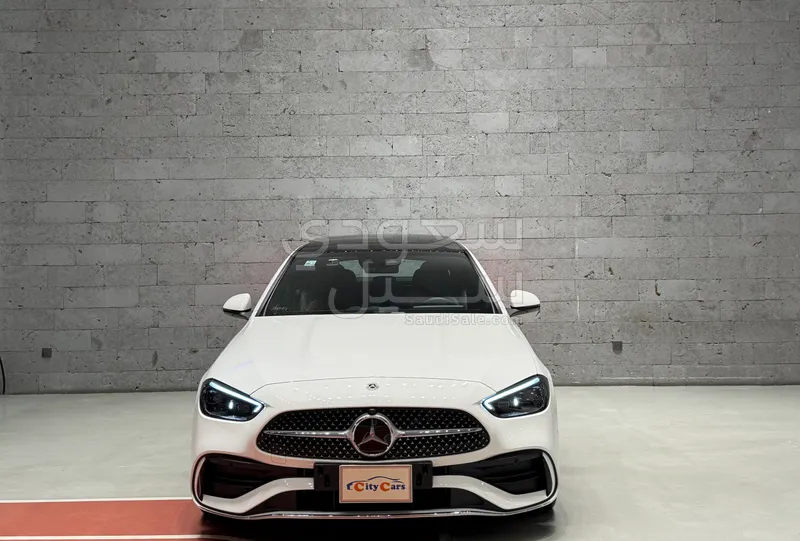 2023 مرسيدس - بنز سي 300