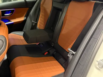 2023 مرسيدس - بنز سي 300