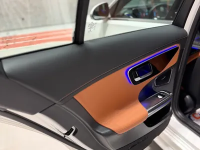 2023 مرسيدس - بنز سي 300