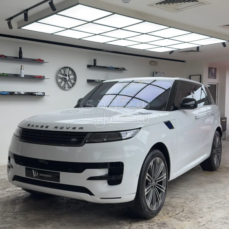 2024 لاند روفر رينج روفر سبورت اس اي