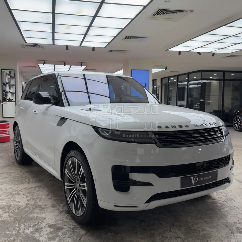 2024 لاند روفر رينج روفر سبورت اس اي