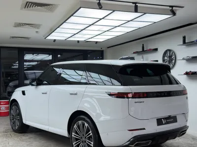 2024 لاند روفر رينج روفر سبورت اس اي