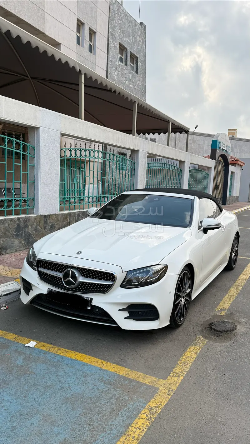 2020 مرسيدس - بنز إي 300 كوبيه